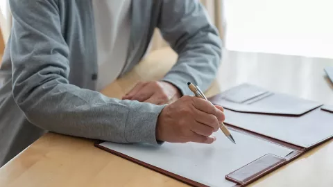 Kako da prevremeno otplatite kredit? Procedura u banci, troškovi i kamate